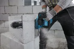 Segatrice Per Blocchi Di Cemento Cellulare Bosch GAC 250 -Offerte Bosch Negozio segatrice per blocchi di cemento cellulare bosch gac 250 136511