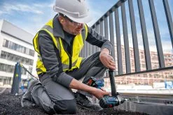 Trapano Avvitatore A Percussione Bosch GSB 18V-150 C 2x8.0Ah -Offerte Bosch Negozio trapano avvitatore a percussione bosch gsb 18v 150 c 2x8 0ah 96070